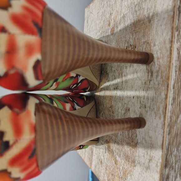 Nine West Red and Orange Blue Peep Toe Sling Back Heels Size 8.5. A3 - Picture 7 of 7